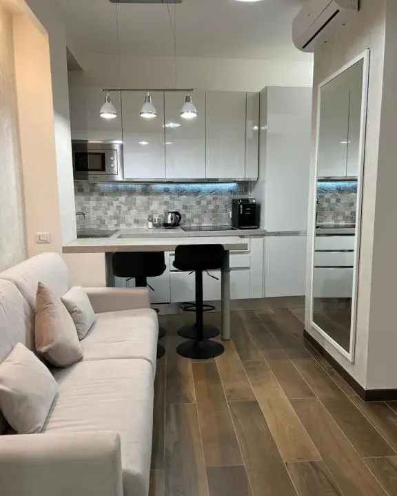 Photo 8 of 10, Residenza N&D Luxury
