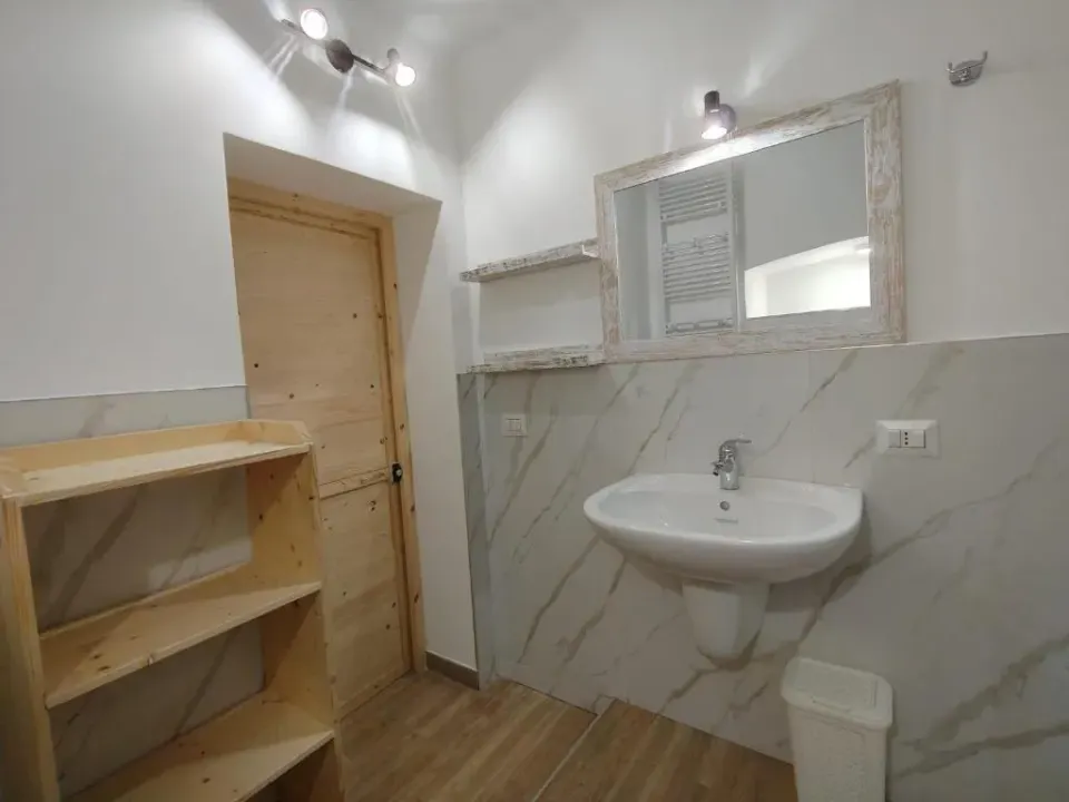 Photo 3 of 10, CORAL apartment
