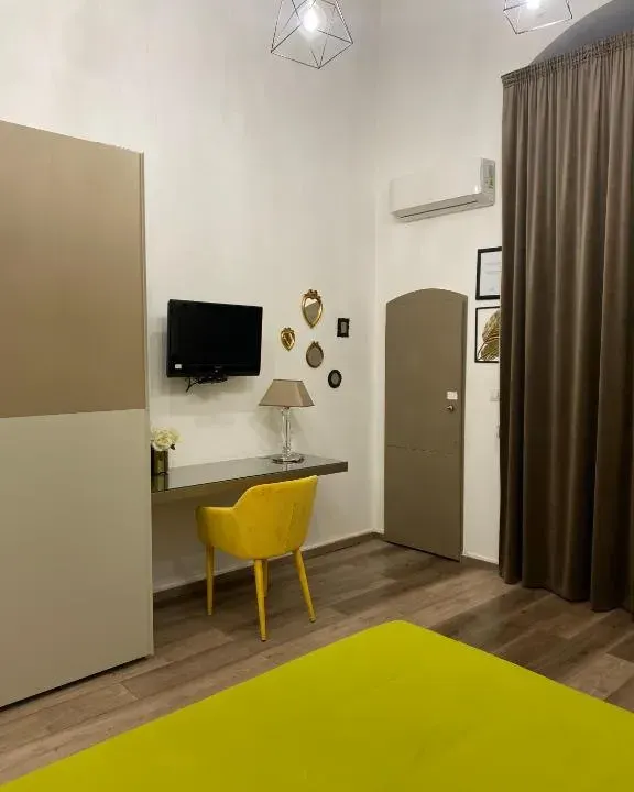 Photo 5 of 10, BeHome BG
