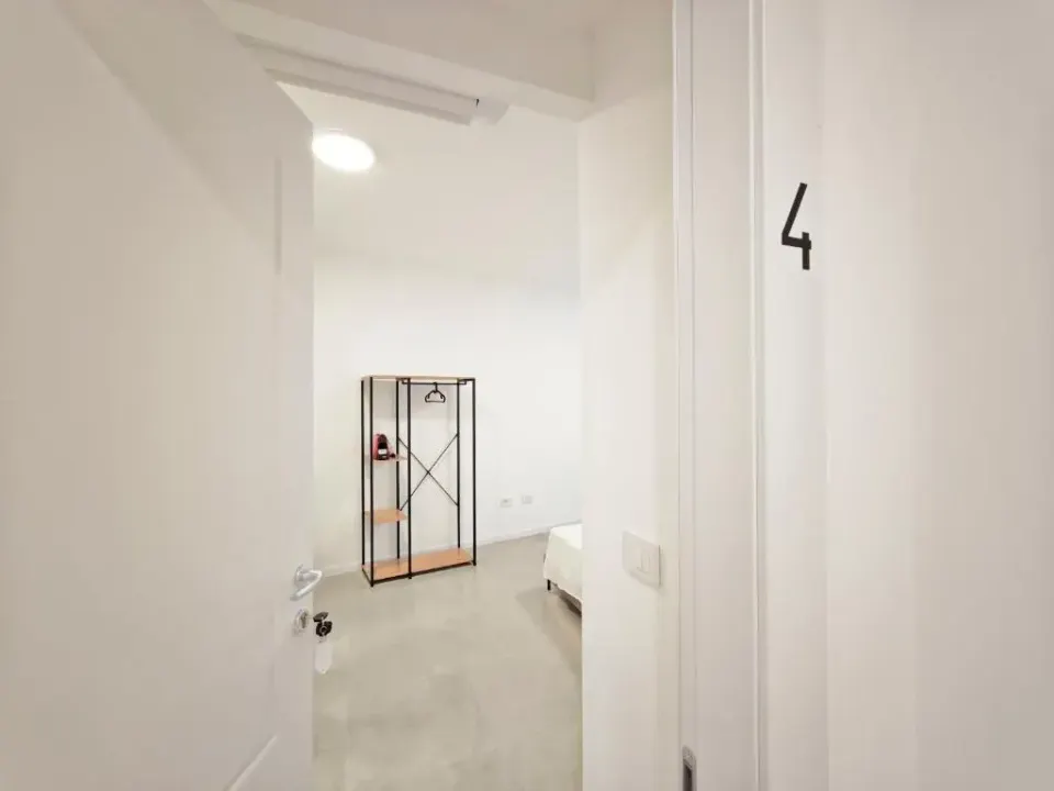 Photo 3 of 10, Sale Apartment
