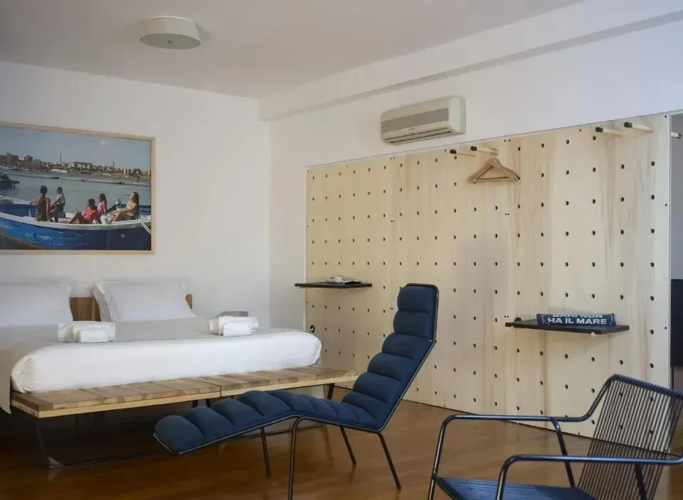 Photo 2 of 10, Imago Plus Hotel