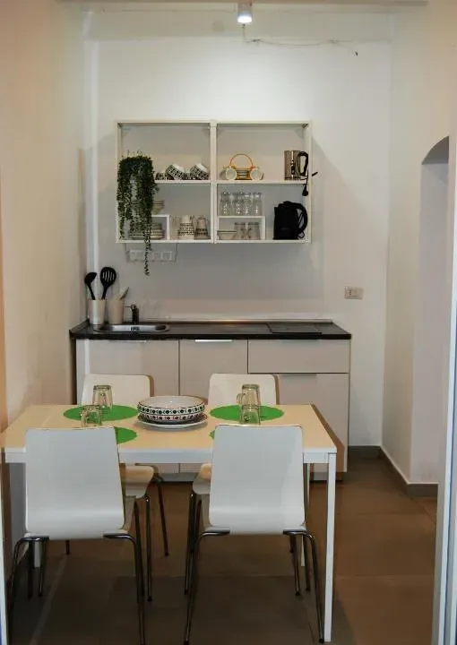 Photo 4 of 10, Amalò Guest House
