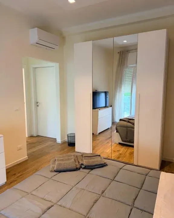 Photo 4 of 10, Villa Andrea Luxury Apartment