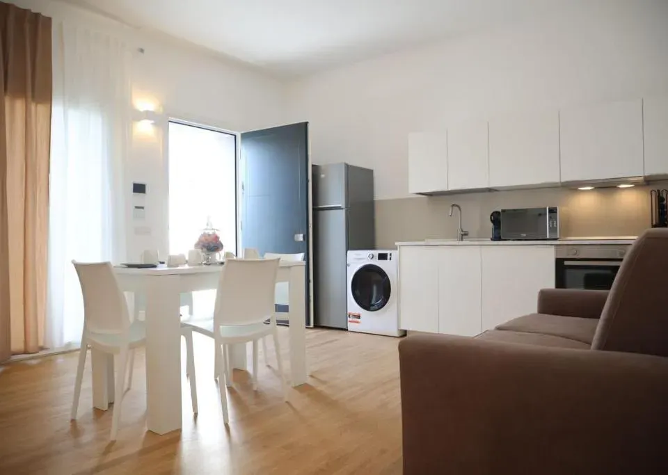Photo 5 of 10, Domus Levante Apartment