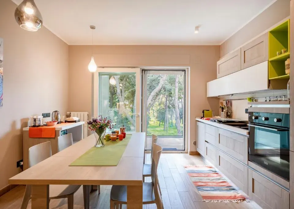 Photo 9 of 10, GuestHost - Casa Green Joyful Apartment