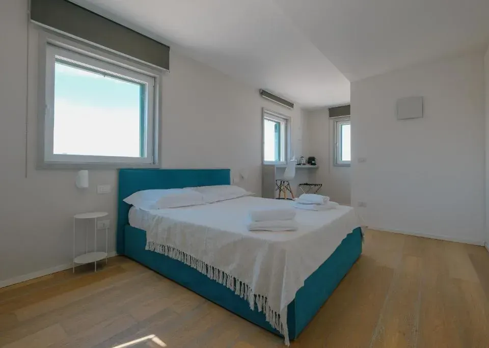 Photo 1 of 10, La Finestrella