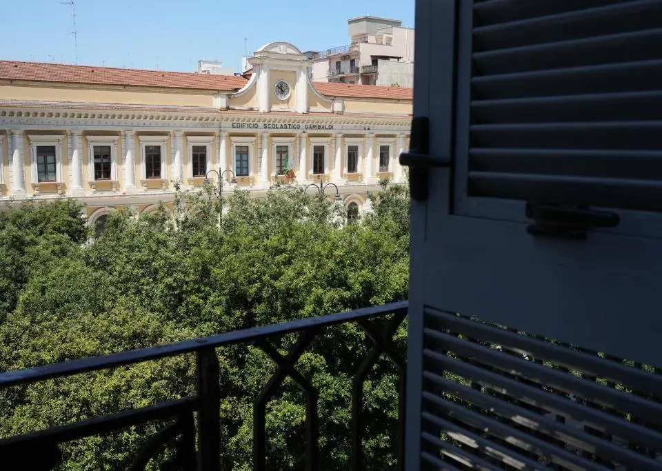 Photo 8 of 10, Palazzo Manzoni Apartments