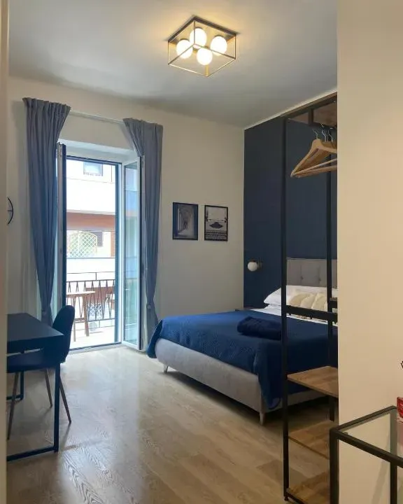 Photo 1 of 10, Manzoni 116