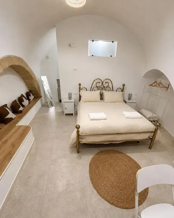 Photo 2 of 10, Casa Mela