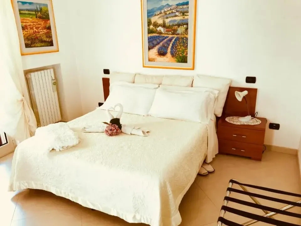 Photo 5 of 10, Villa Aurora B&B