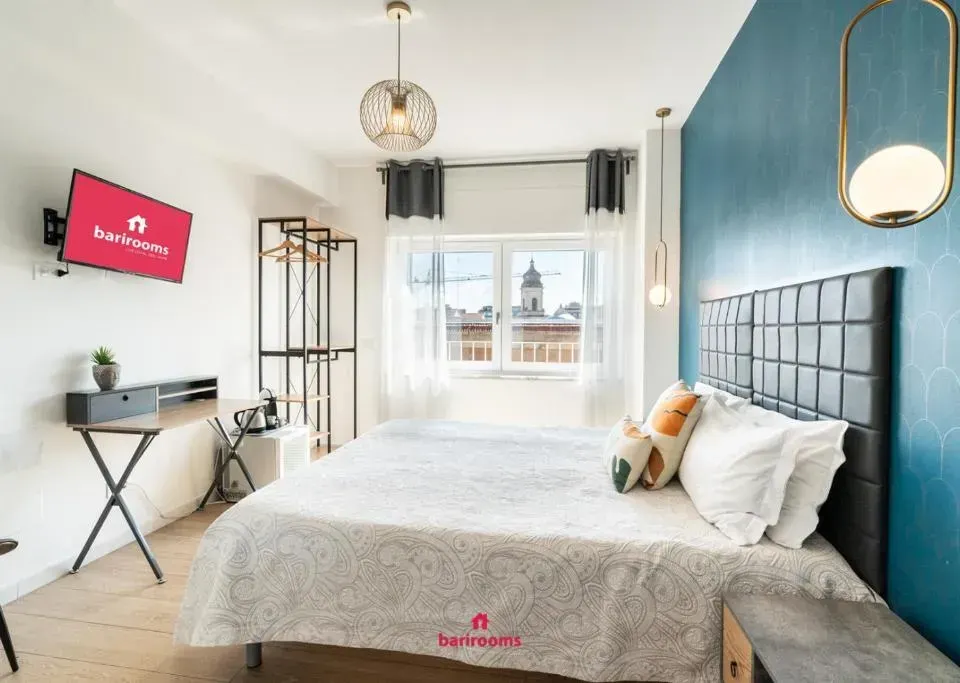 Photo 6 of 10, Barirooms - Carulli Suites