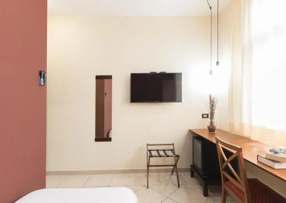 Photo 10 of 10, Hotel La Baia