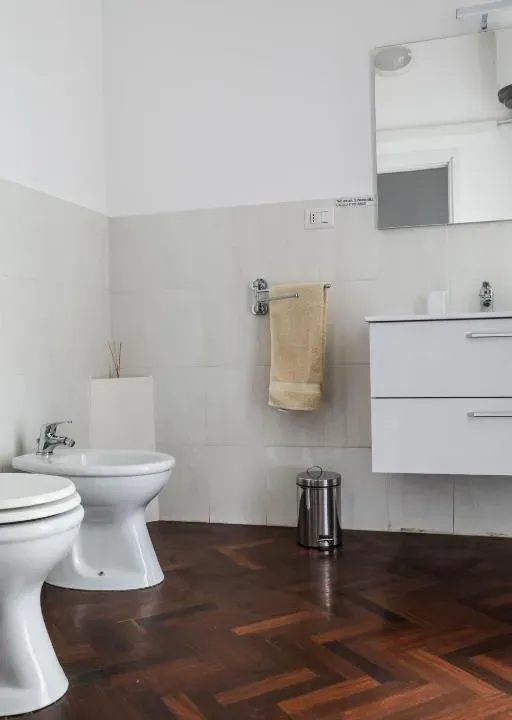 Photo 8 of 10, Vita Home