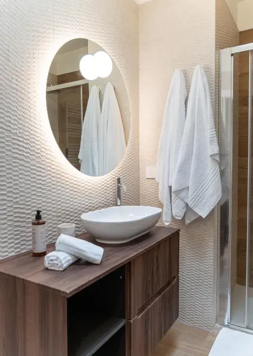 Photo 4 of 10, AM156 Bari Apt 239 Modern Urban Suite with Terrace & WiFi