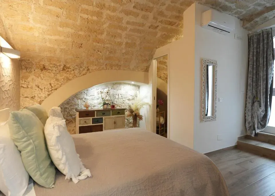 Photo 2 of 10, Soleil Guest House