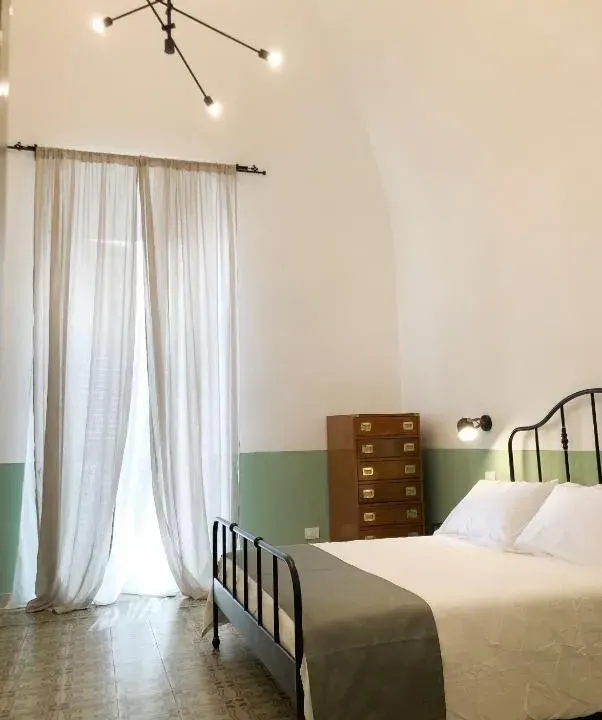 Photo 4 of 10, Caves Apartment