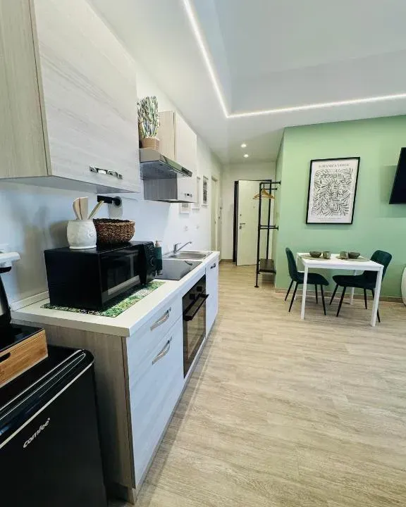 Photo 10 of 10, La Botanica Suite Apartment - Bari Central Station