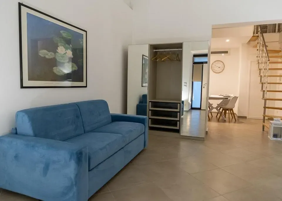 Photo 1 of 10, Trevisani 221 Apartments