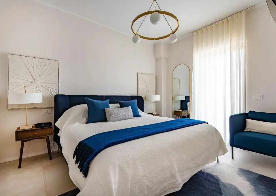 Photo 5 of 10, Dimora Italia in the centre Bari - Happy Rentals