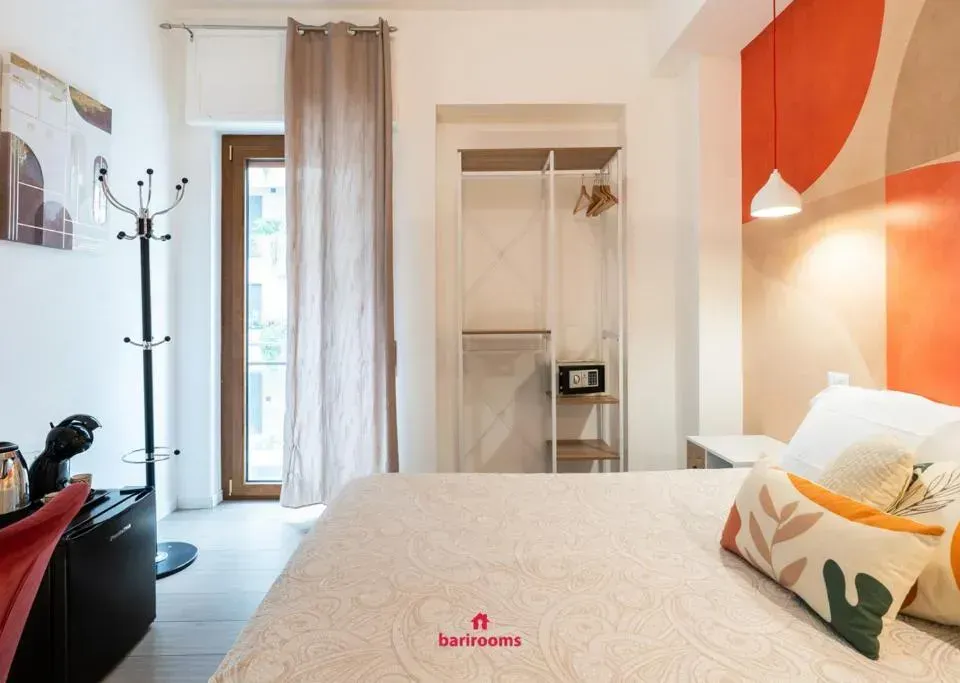 Photo 9 of 10, BARIROOMS - Melo Suites