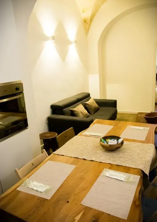 Photo 2 of 10, Giga Apartment Bari Puglia