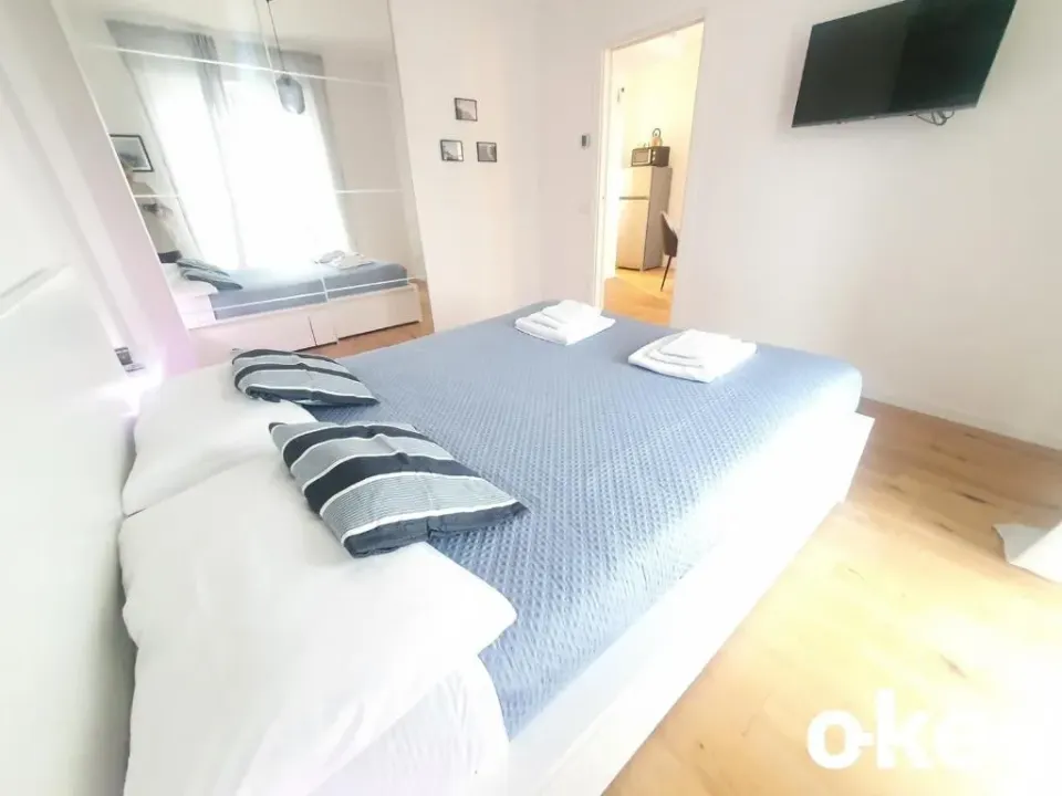 Photo 6 of 10, Bari Beachfront 1BR Terrace&Parking