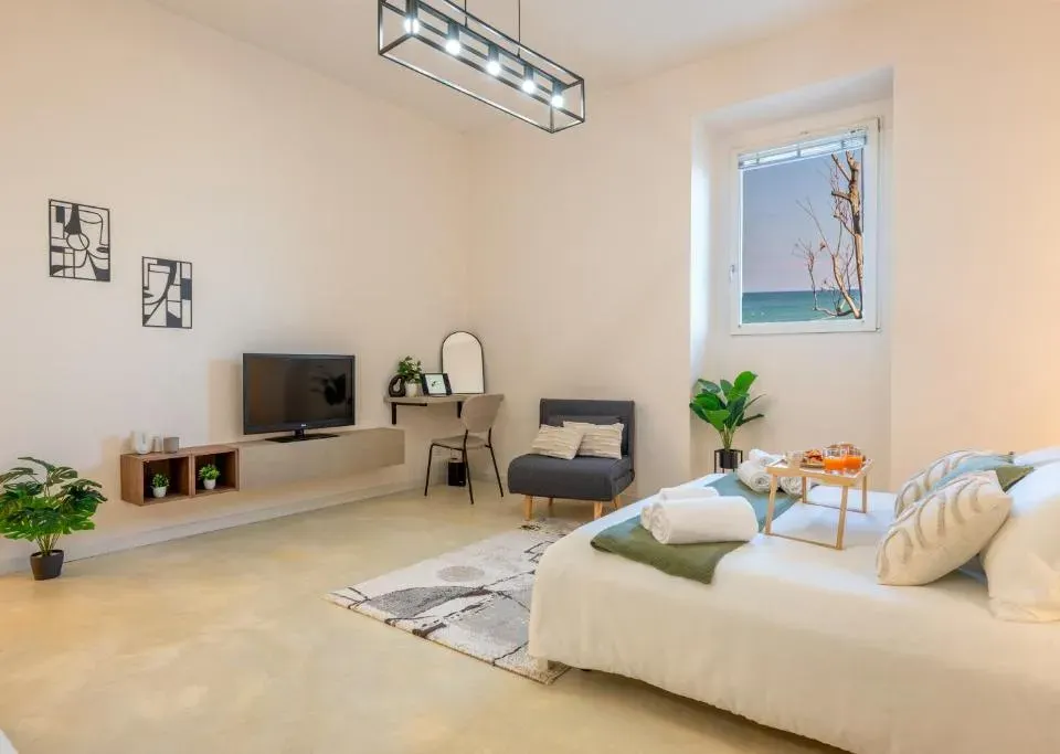 Photo 4 of 10, Seaside Apartment Near St Nicholas Basilica