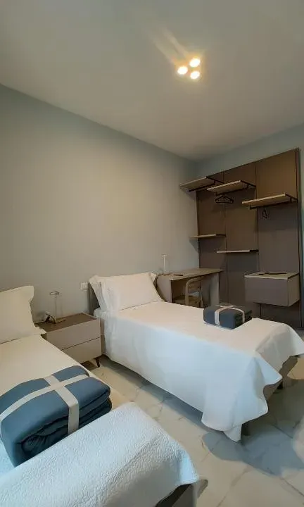 Photo 7 of 10, Luxury Melo Apartment