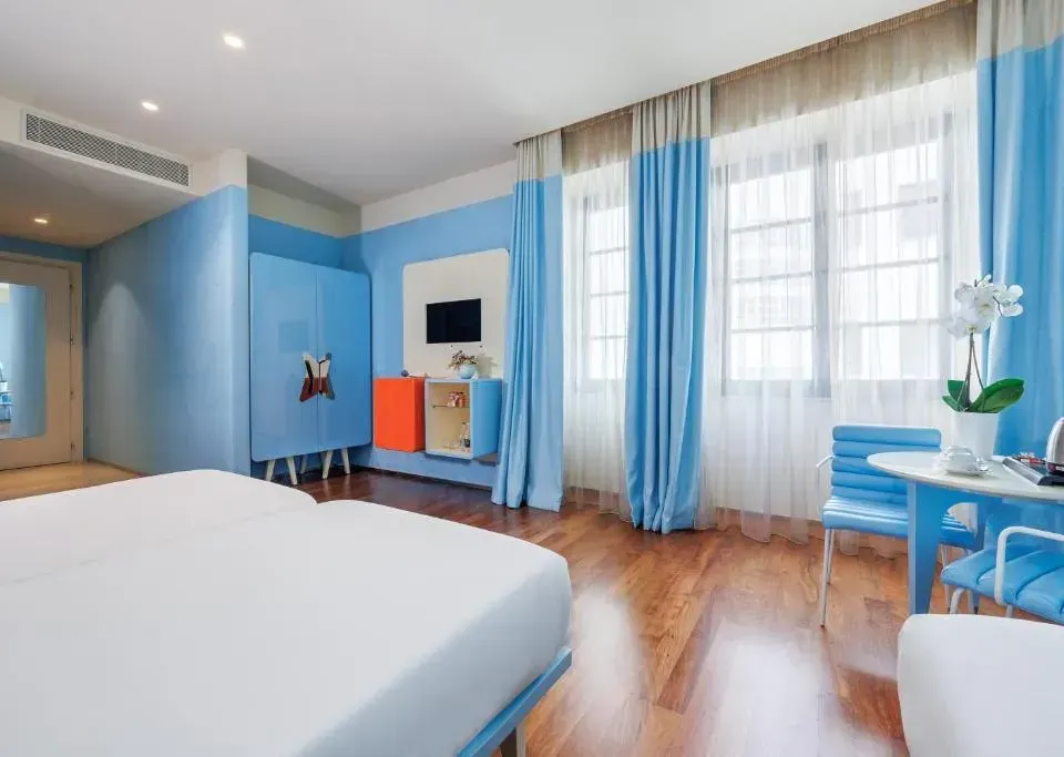 Photo 9 of 10, JR Hotels Bari Grande Albergo delle Nazioni