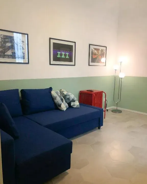 Photo 5 of 10, Caves Apartment