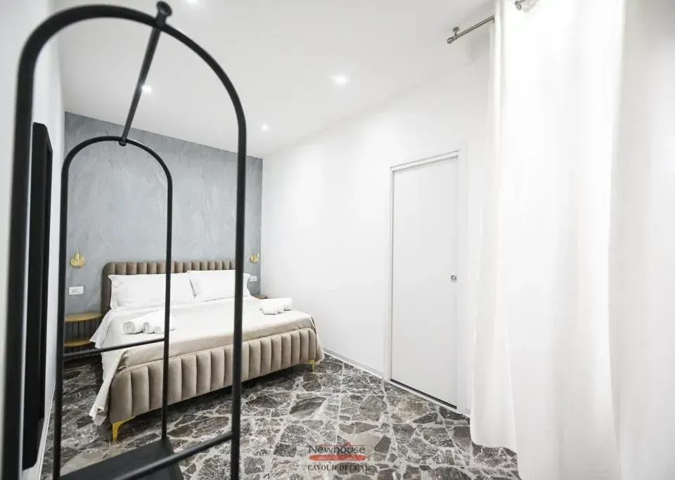Photo 6 of 10, Newhouse CAVOUR Deluxe