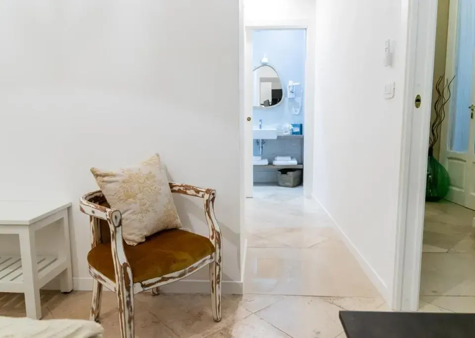 Photo 6 of 10, TRESCA CHARME luxury Rooms