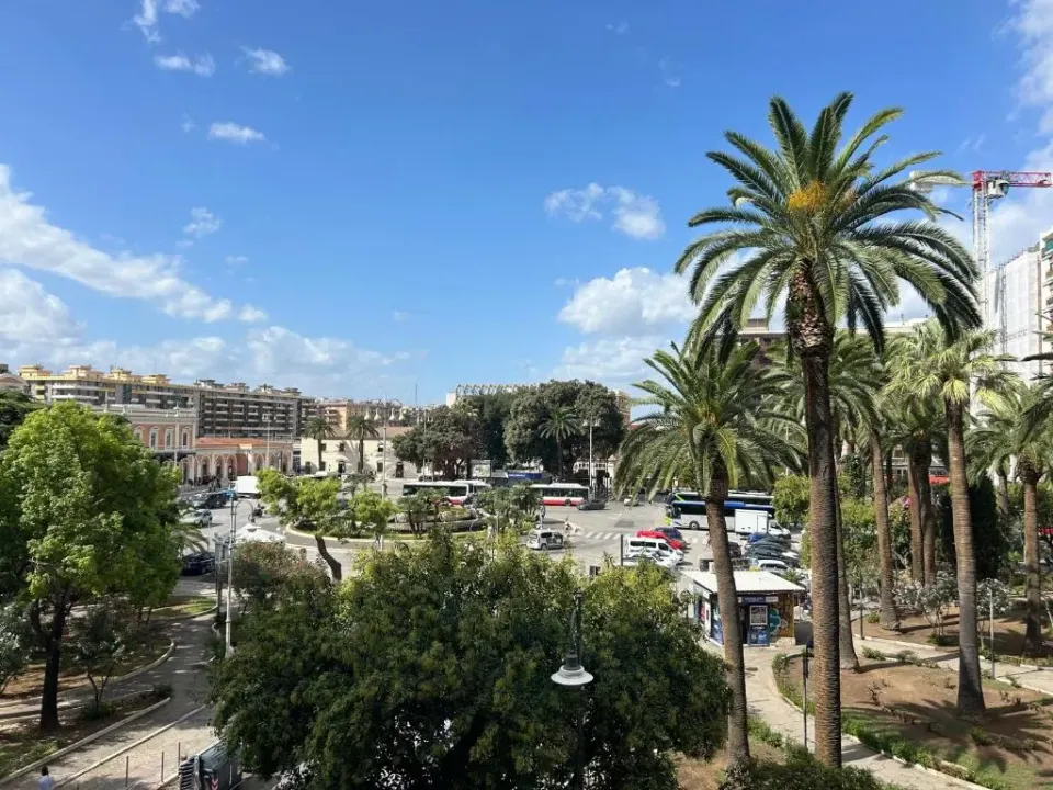 Photo 6 of 10, Apulia Bari Centrale Apartment A