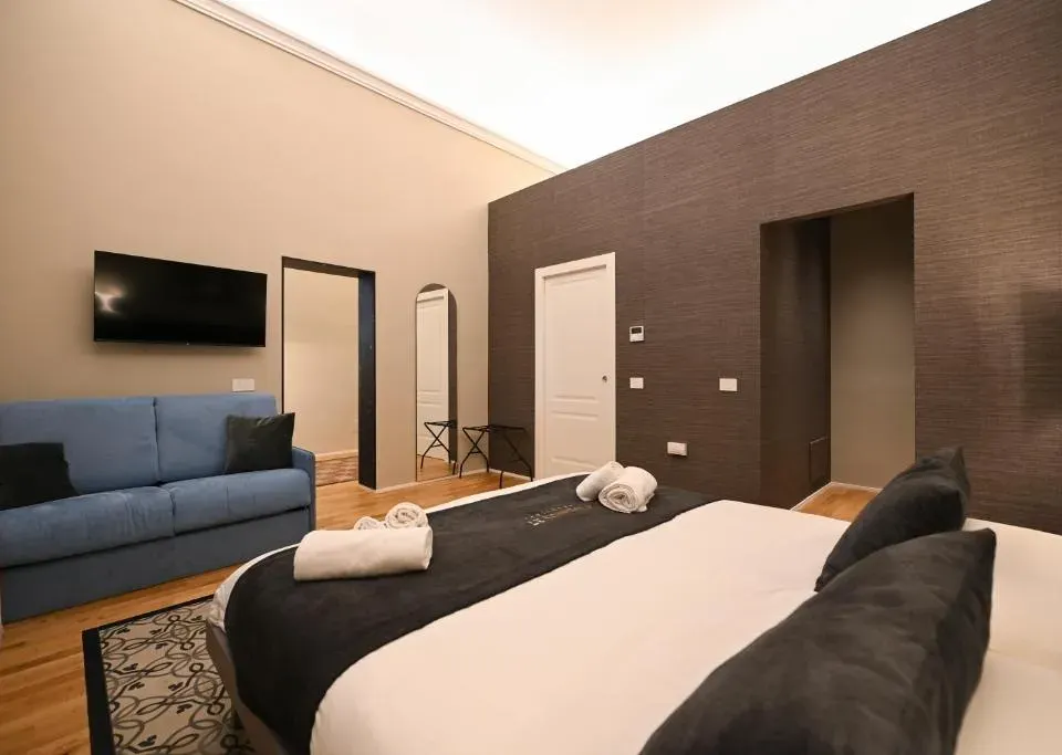 Photo 10 of 10, Me too exclusive apartments - Cognetti 37 Suites