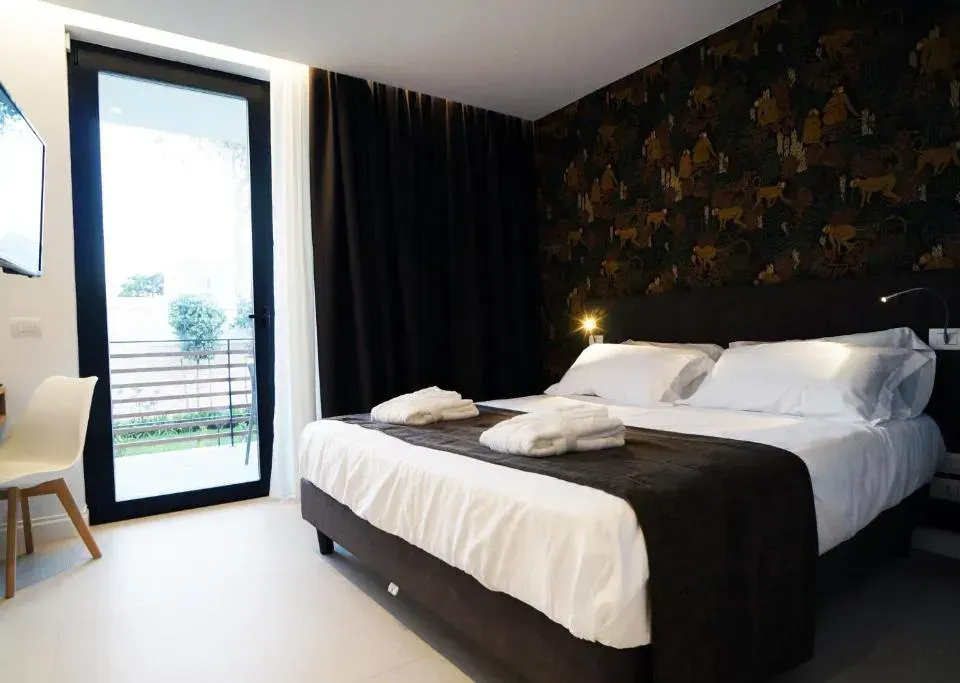 Photo 4 of 10, Villa Pina