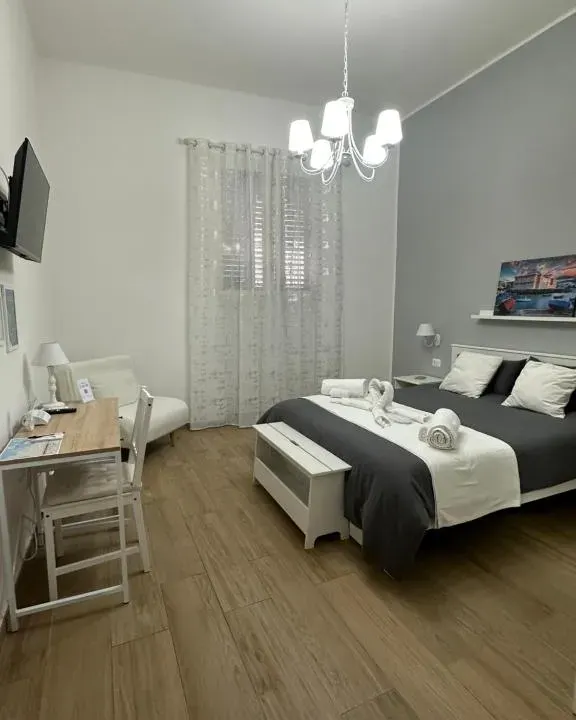Photo 6 of 10, Apulia White House 59
