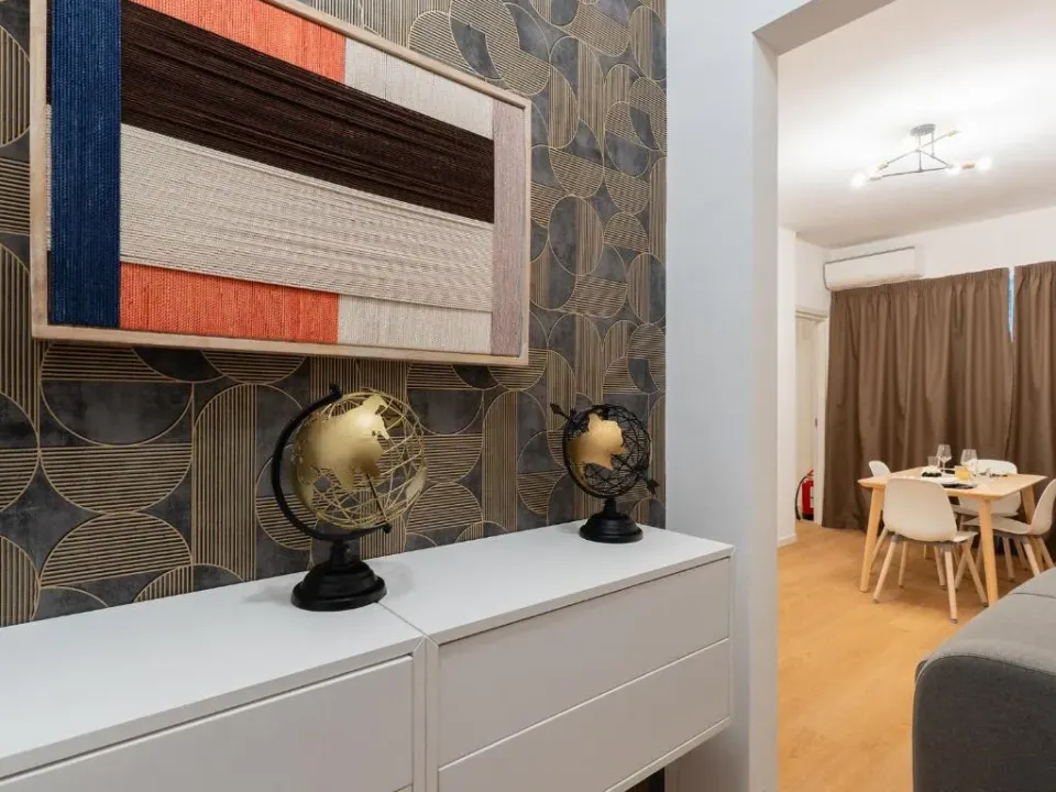 Photo 9 of 10, Mica Home Sparano