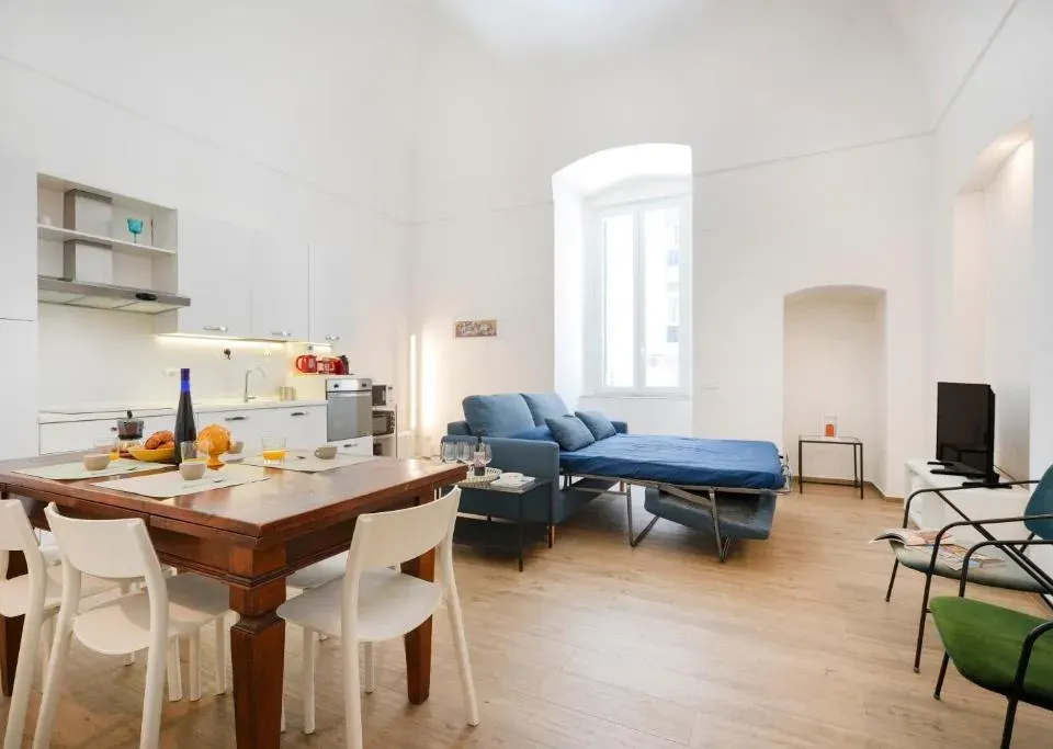 Photo 2 of 10, GuestHost - Oriens 24 - Comfy & Roomy Apartment