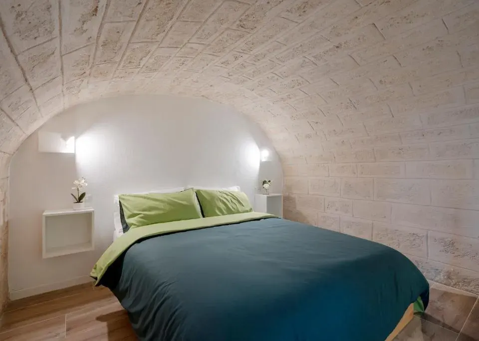 Photo 1 of 10, GuestHost - Vaulted Rooms in the heart of Bari