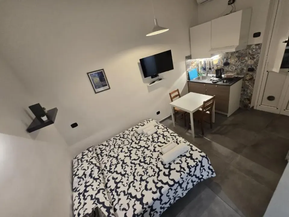 Photo 6 of 10, Tiny House Bari