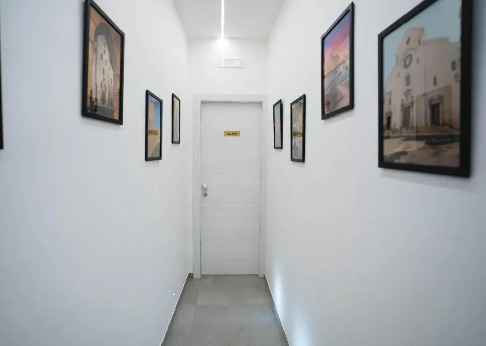 Photo 6 of 10, Arco Alto Rooms