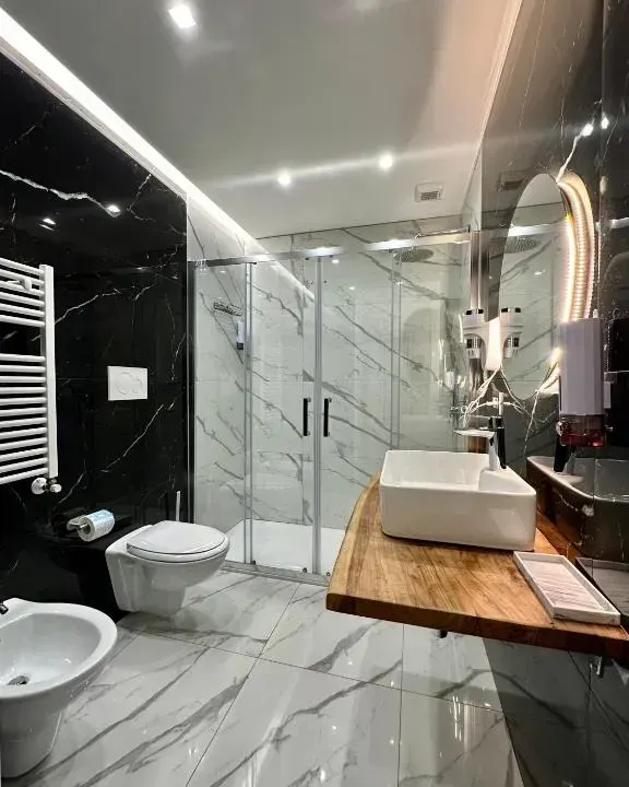 Photo 10 of 10, Oltremare Luxury Suites