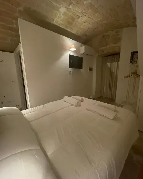 Photo 1 of 10, La Maison De Poupée