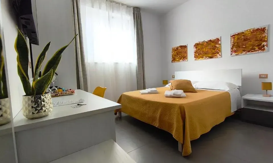 Photo 3 of 10, 41 Parallelo - Comfort rooms