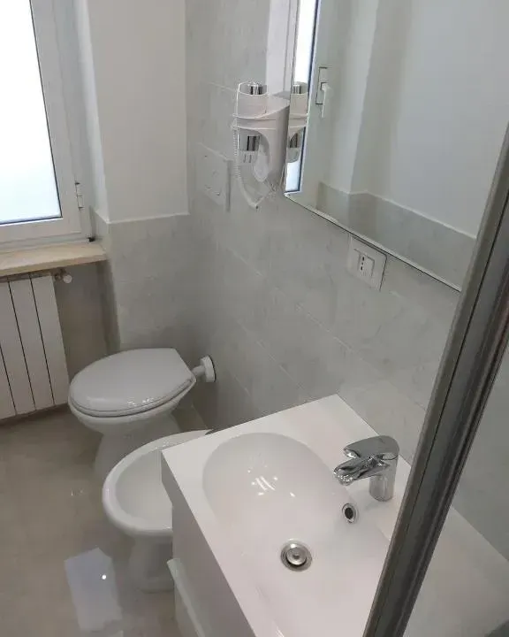 Photo 6 of 10, Sea Moon Apartment