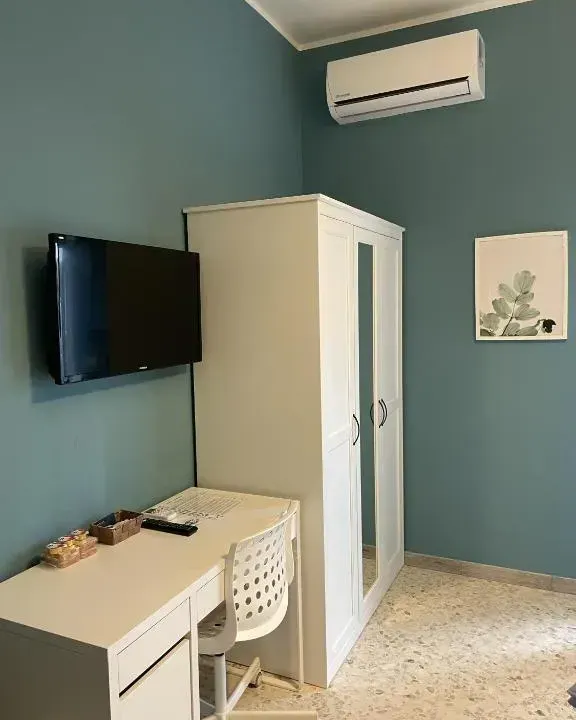 Photo 1 of 10, Interno2 Bari Centrale