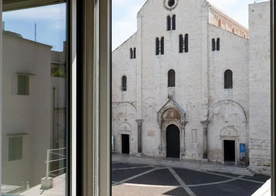 Photo 10 of 10, Saint NicolHouse