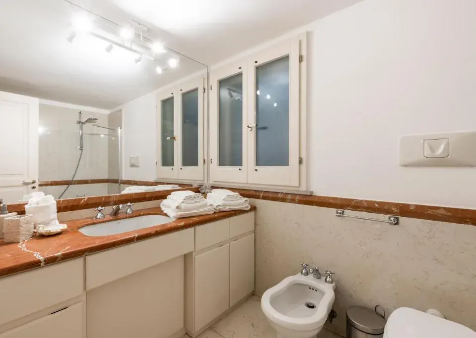 Photo 4 of 10, Mercantile Suites - Bari Vecchia