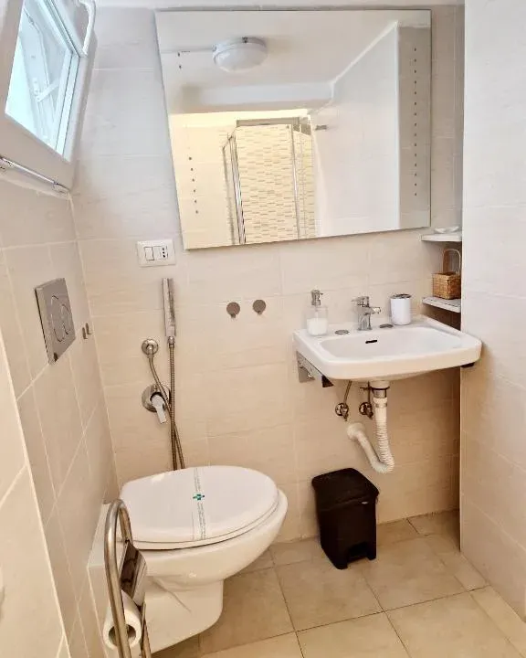 Photo 6 of 10, LB&B Short Stay