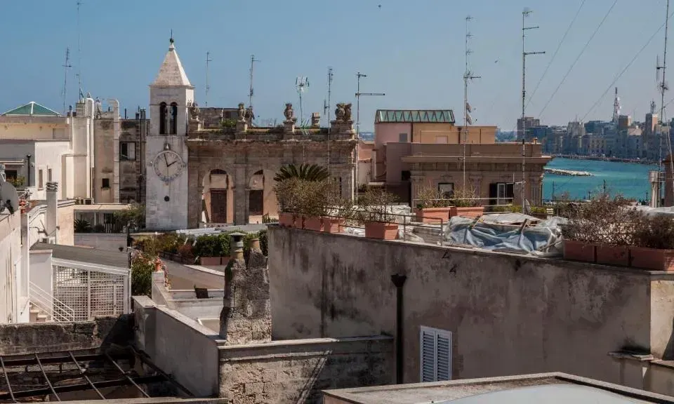 Photo 9 of 10, Palazzo Verrone